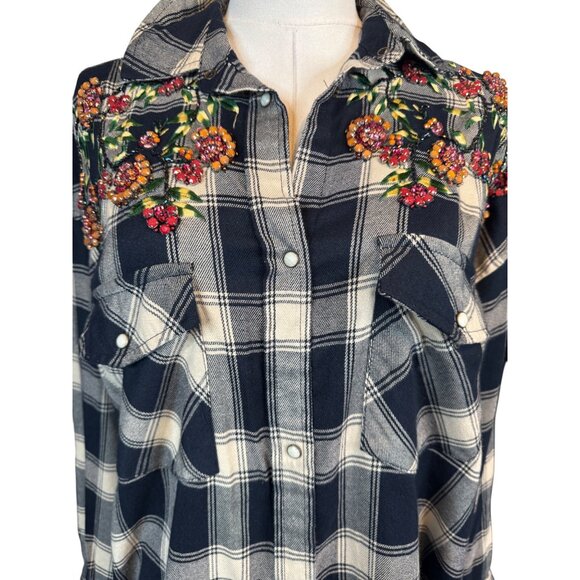 2/$30 ZARA S Plaid Navy Blue Longline Shirt Jacket Floral Beading & Snaps - Picture 6 of 16